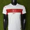 TR ÖZEL BEYAZ FORMA